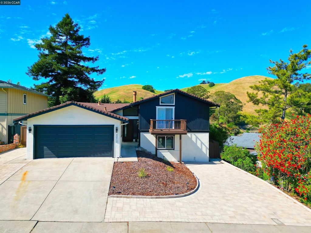 Photo of 4012 Marcas St, Pinole, CA 94564 (MLS # 41135374)