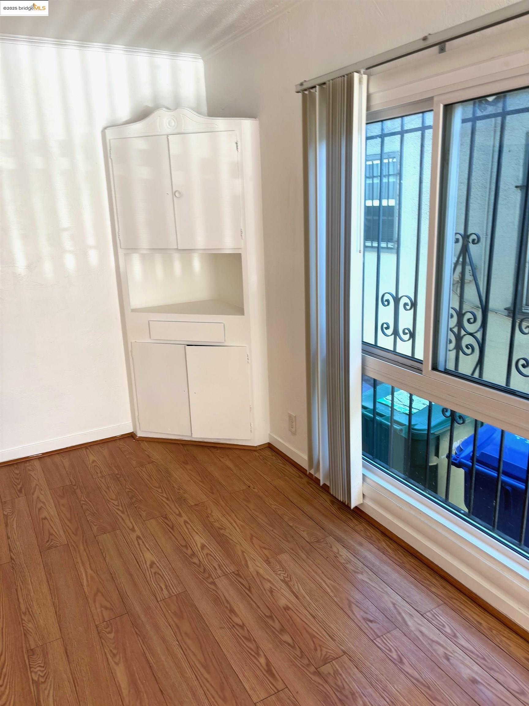 Oakland, California 94605, United States, 3 Bedrooms Bedrooms, ,Residential,Active,19292