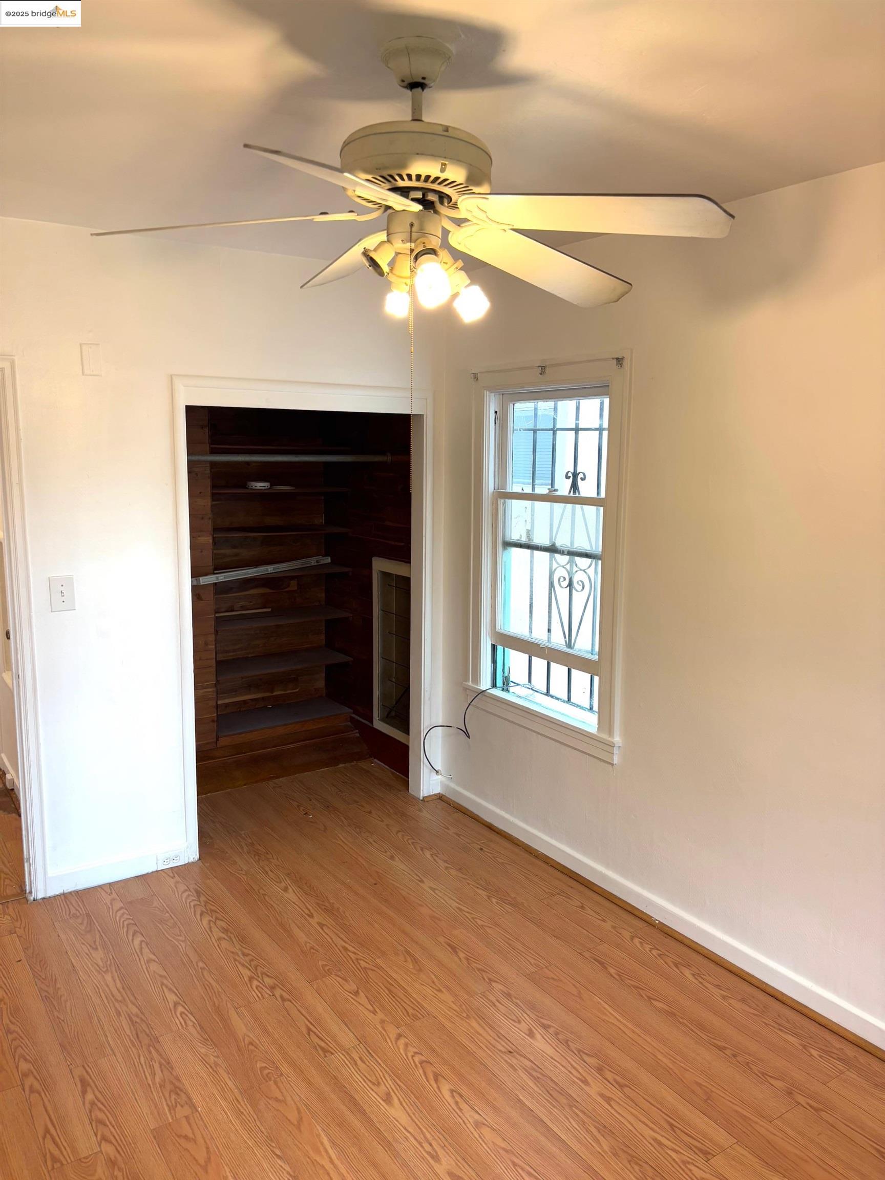 Oakland, California 94605, United States, 3 Bedrooms Bedrooms, ,Residential,Active,19292