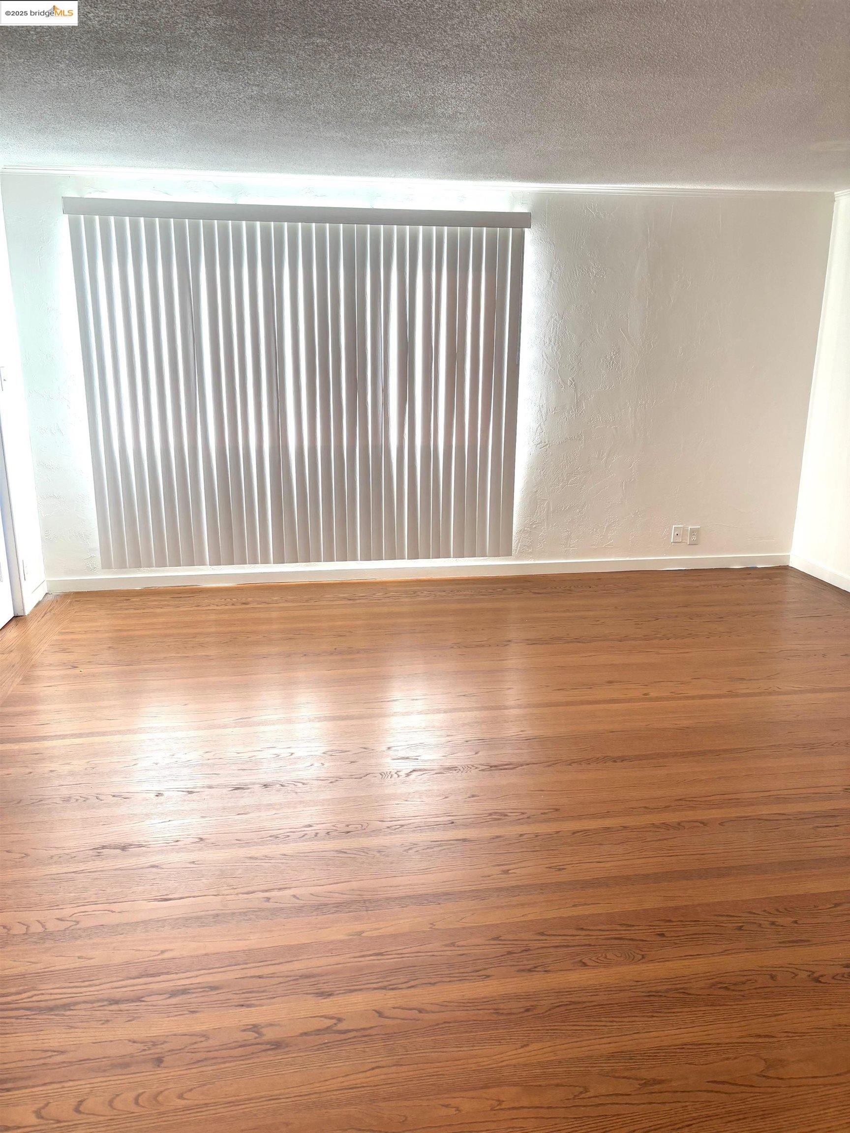 Oakland, California 94605, United States, 3 Bedrooms Bedrooms, ,Residential,Active,19292