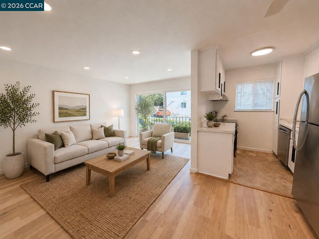 Photo of 10 Moss Ave #15, Oakland, CA 94610 (MLS # 41135634)