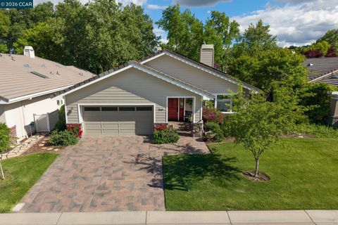 Photo of 7830 Medinah Ct, Pleasanton, CA 94588 (MLS # 41131011)