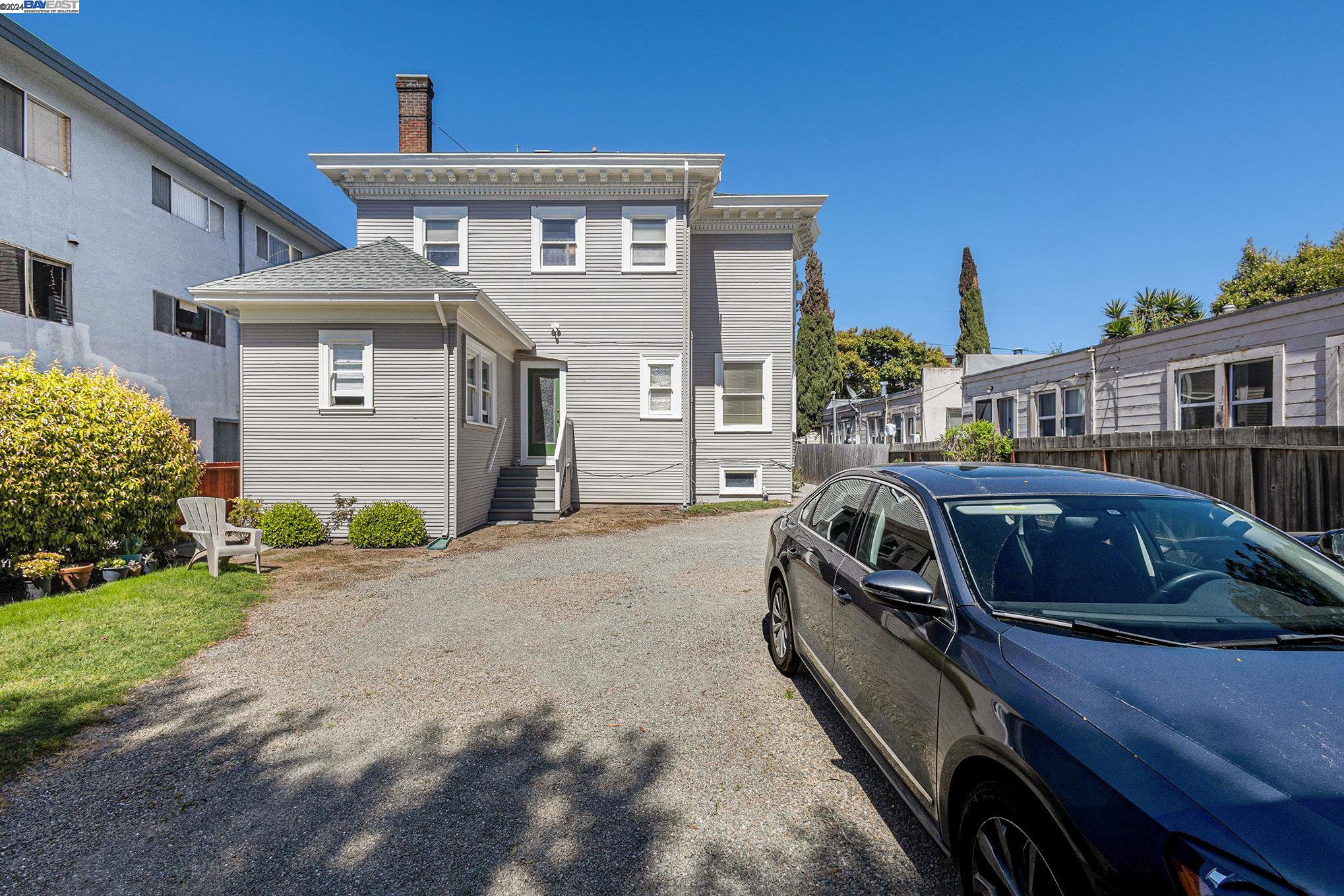 Alameda, California 94501, United States, 2 Bedrooms Bedrooms, ,Residential,Active,61165