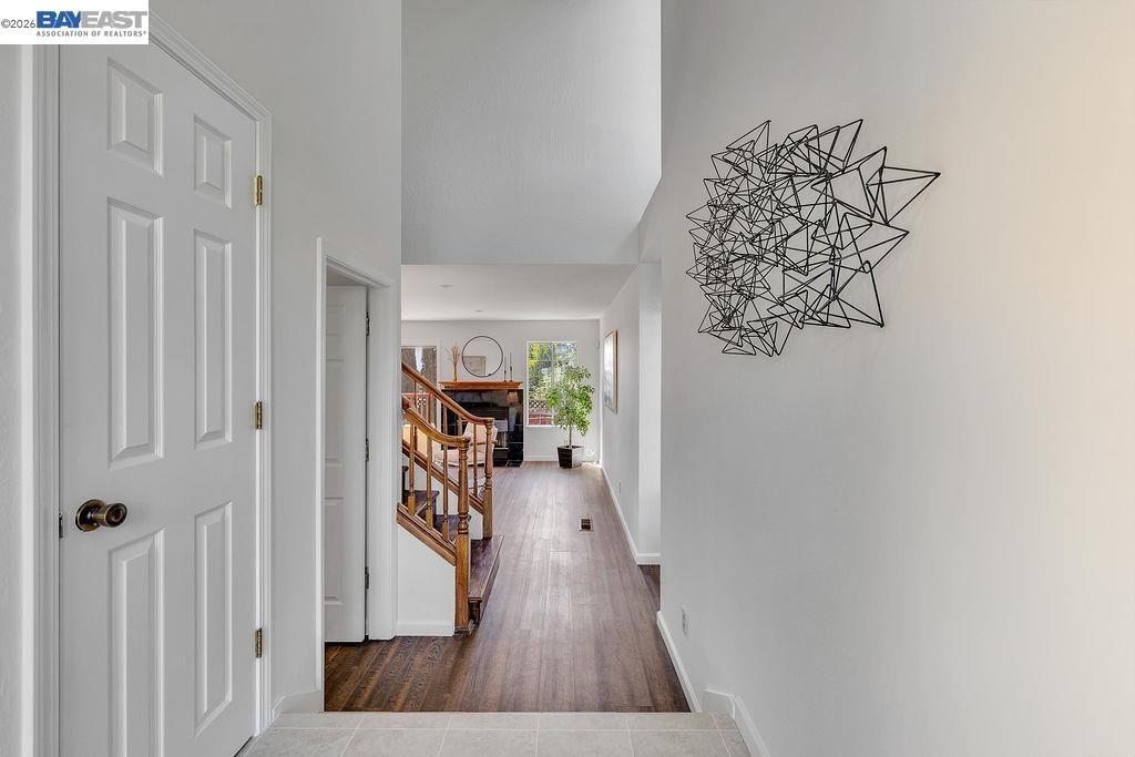 Photo of 21917 Nugget Canyon Dr, Castro Valley, CA 94552 (MLS # 41126942)