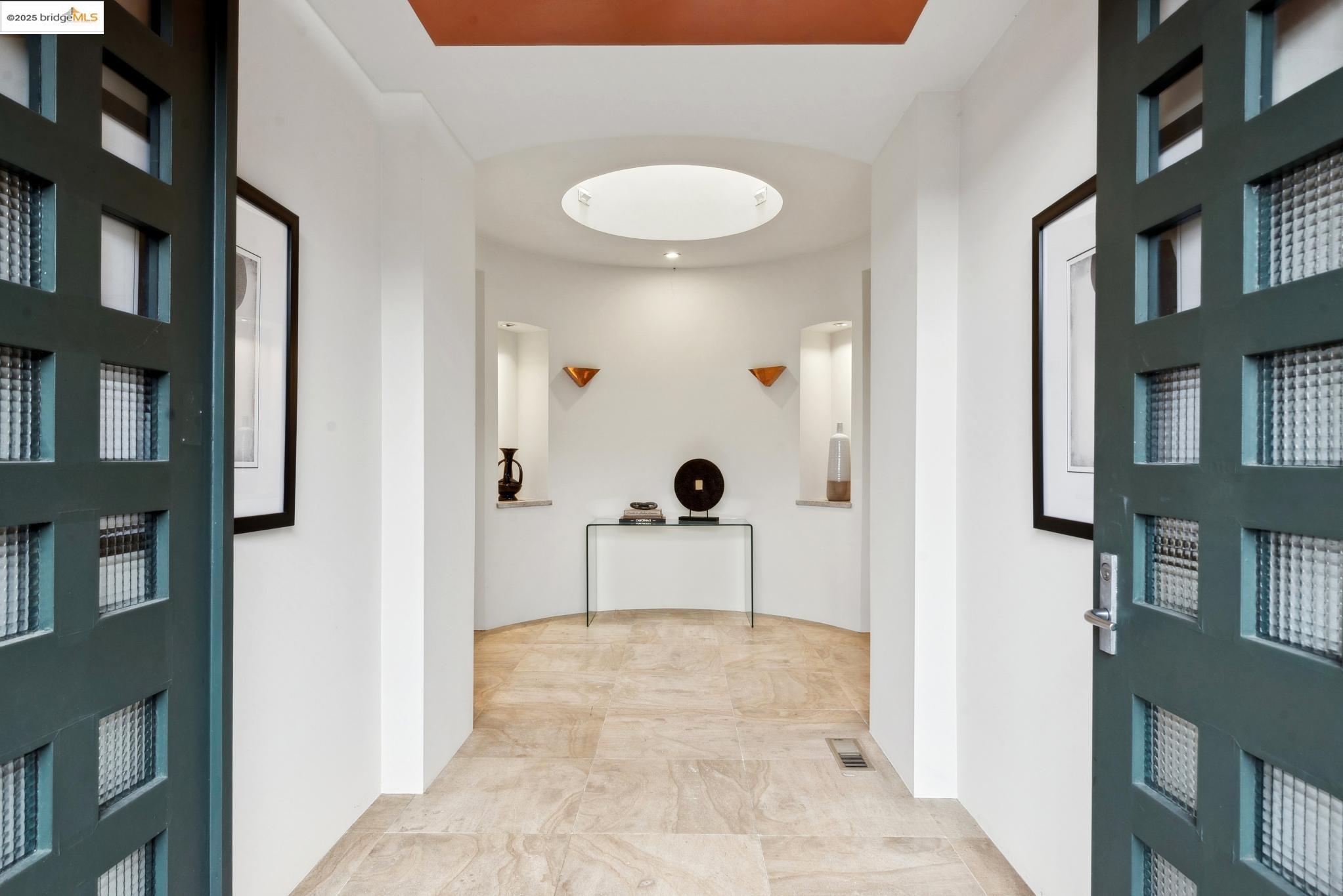 5 Woodside Way