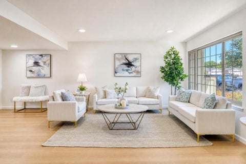 Photo of 803 Beaver Creek Way, San Jose, CA 95133 (MLS # ML82052295)
