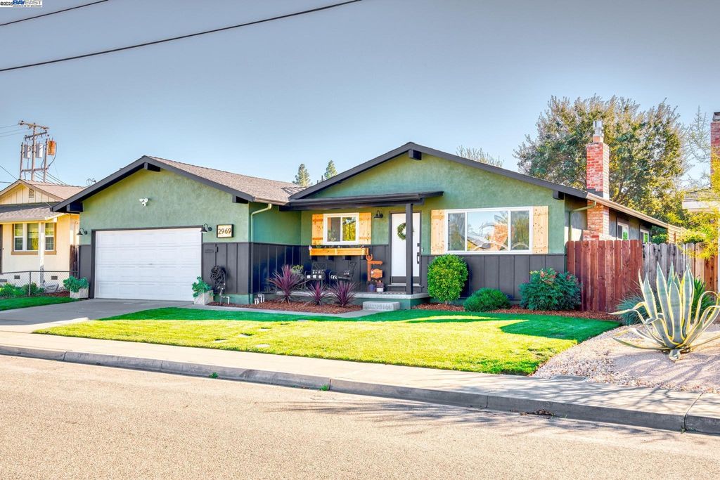 Photo of 2969 Cabrillo Ave, Livermore, CA 94550 (MLS # 41116152)