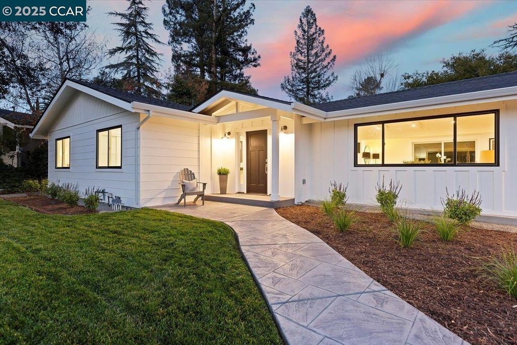 Photo of 177 Ivy Dr, Orinda, CA 94563 (MLS # 41120325)