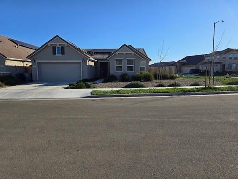 A home in Los Banos