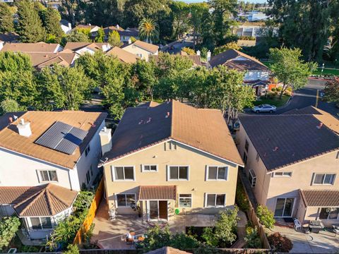 A home in San Leandro