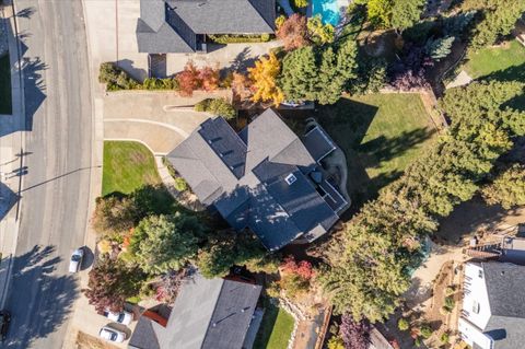 A home in Redding