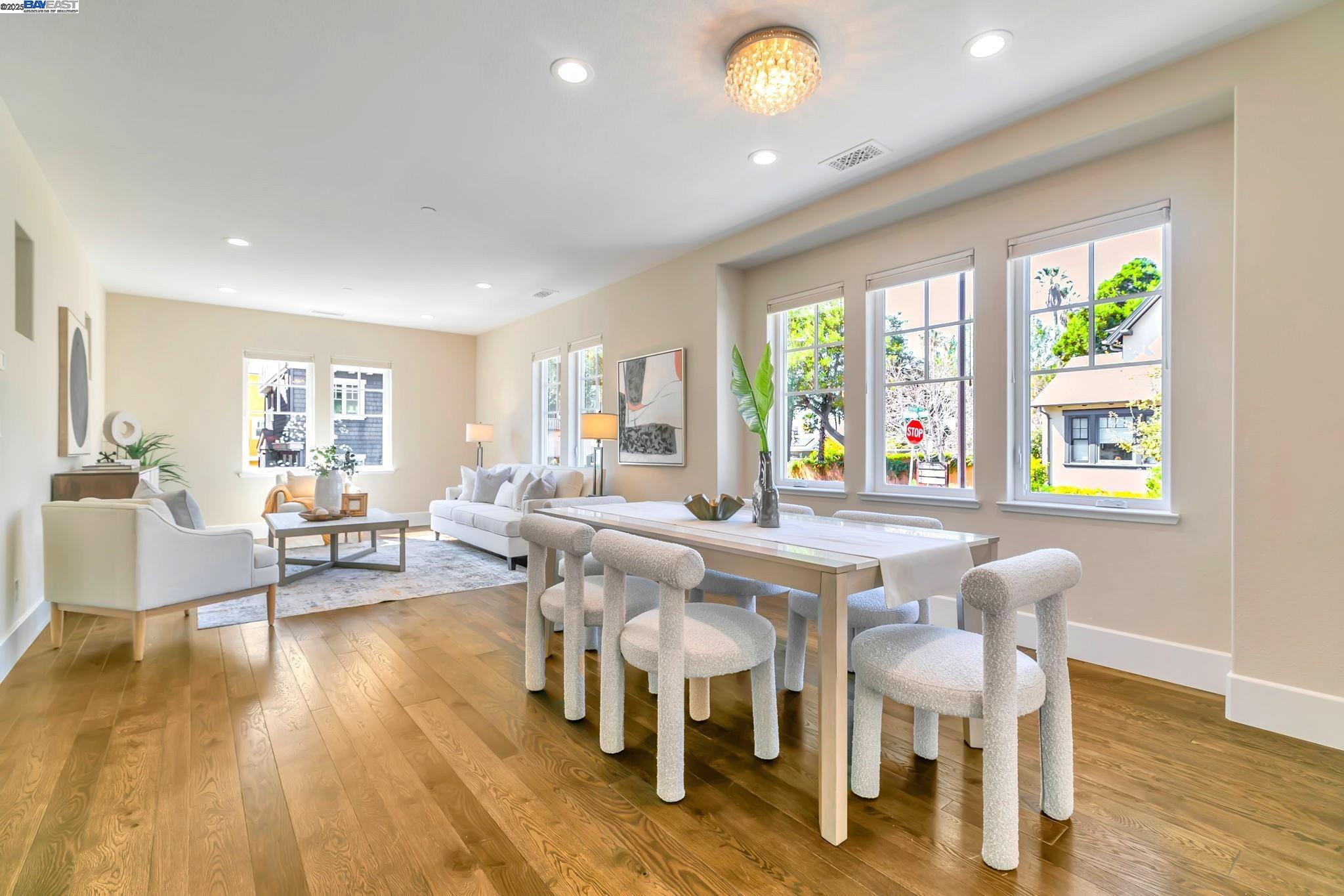 43148 Calle Sagrada