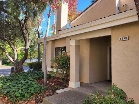 Photo of 665 Palomino Dr #D, Pleasanton, CA 94566 (MLS # 41090549)