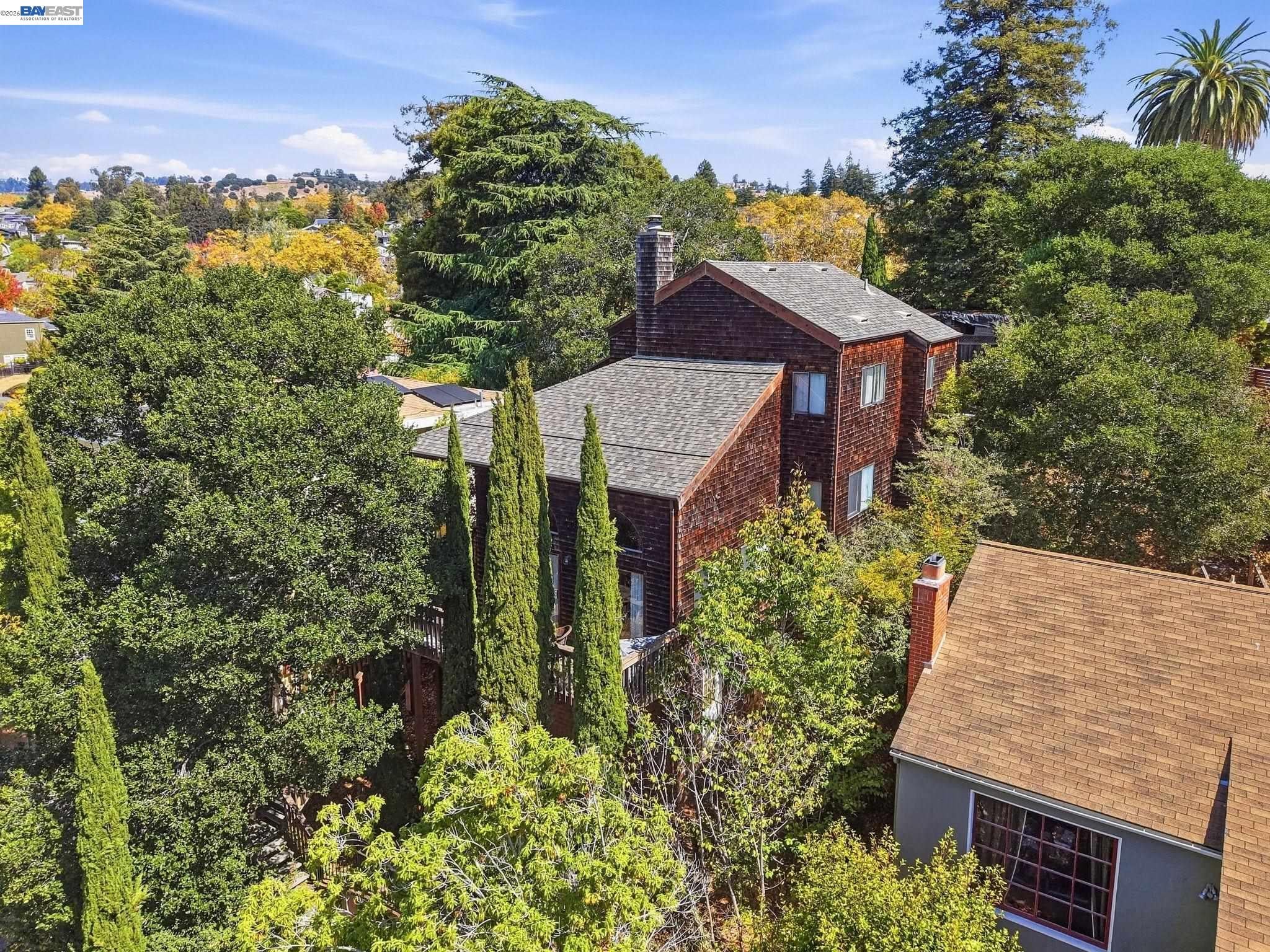 1520 Grand