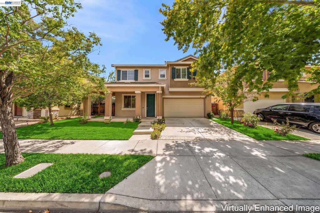 Photo of 2321 Blue Ridge Ave, Brentwood, CA 94513 (MLS # 41145842)