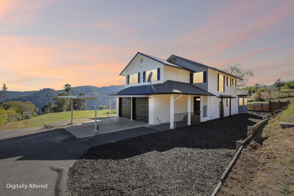 Photo of 30680 Loma Chiquita Road, Los Gatos, CA 95033 (MLS # ML82039161)