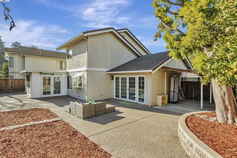 A home in Union City