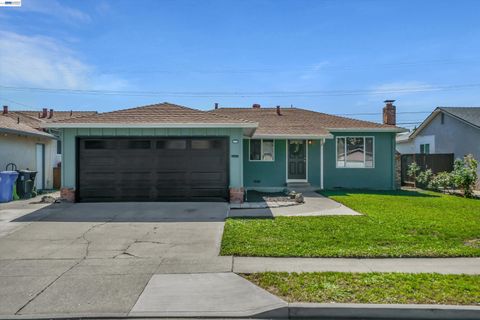 Photo of 4784 Wheeler Drive, Fremont, CA 94538 (MLS # 41132612)