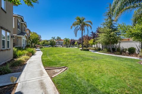 A home in East Palo Alto