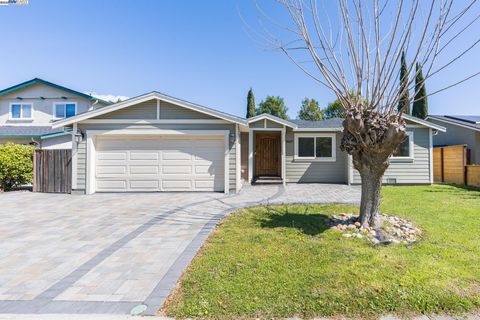 3669 Virgin Islands Ct Pleasanton CA 94588