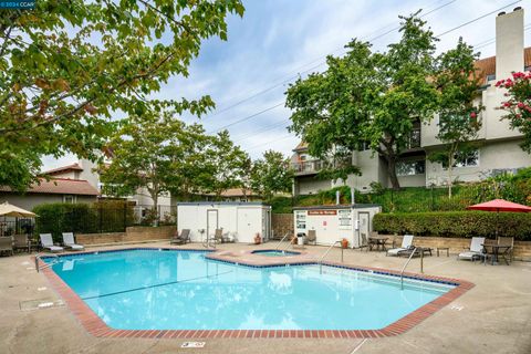 A home in Moraga