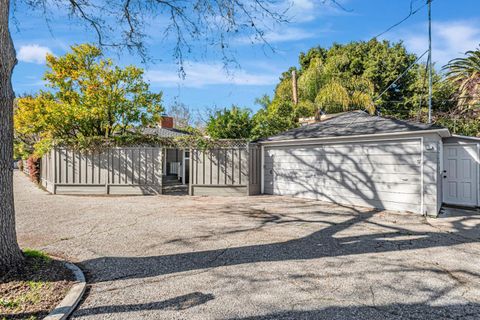 A home in Palo Alto