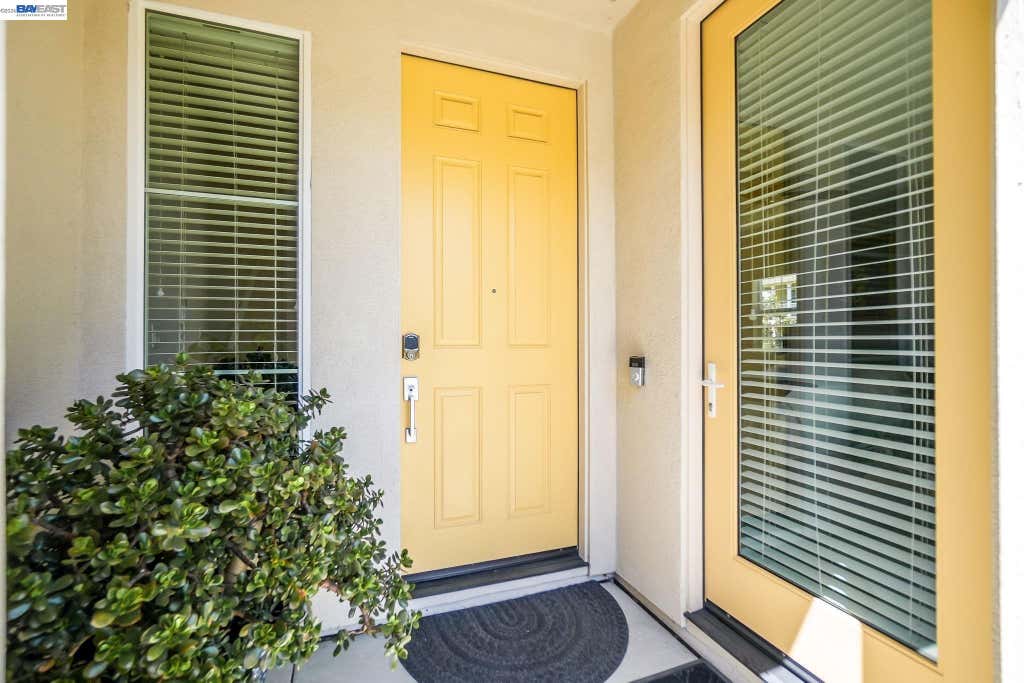 Photo of 8550 Boardwalk Way, Newark, CA 94560 (MLS # 41143538)