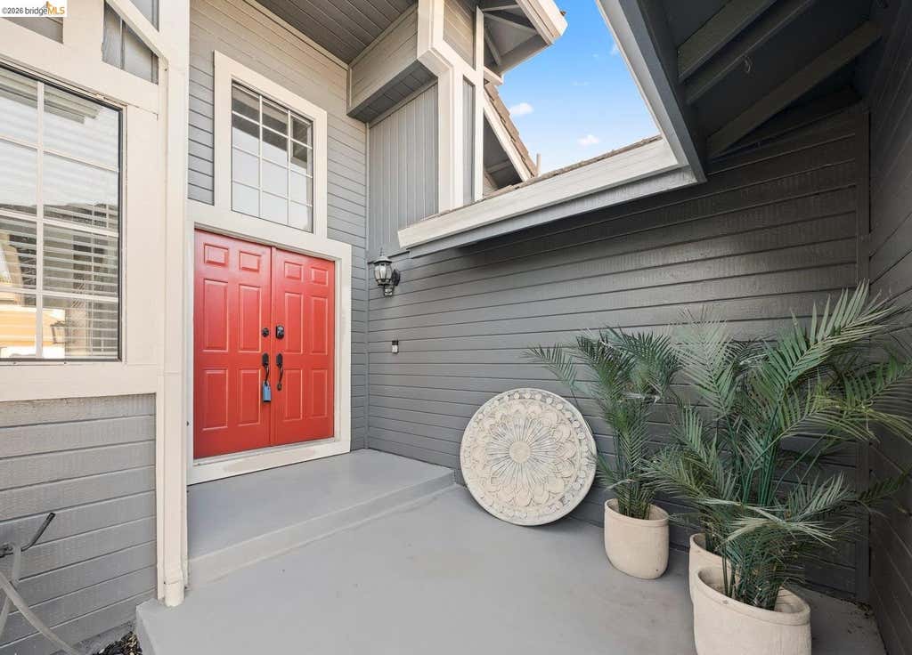 Photo of 2212 Colonial Ct, Discovery Bay, CA 94505 (MLS # 41145658)