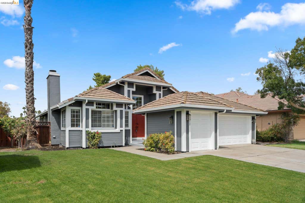 Photo of 2212 Colonial Ct, Discovery Bay, CA 94505 (MLS # 41145658)