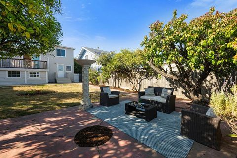 A home in San Bruno