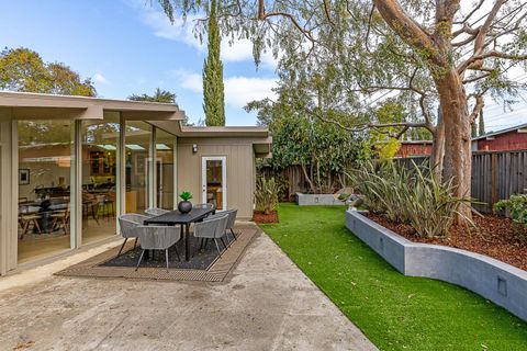 A home in Palo Alto