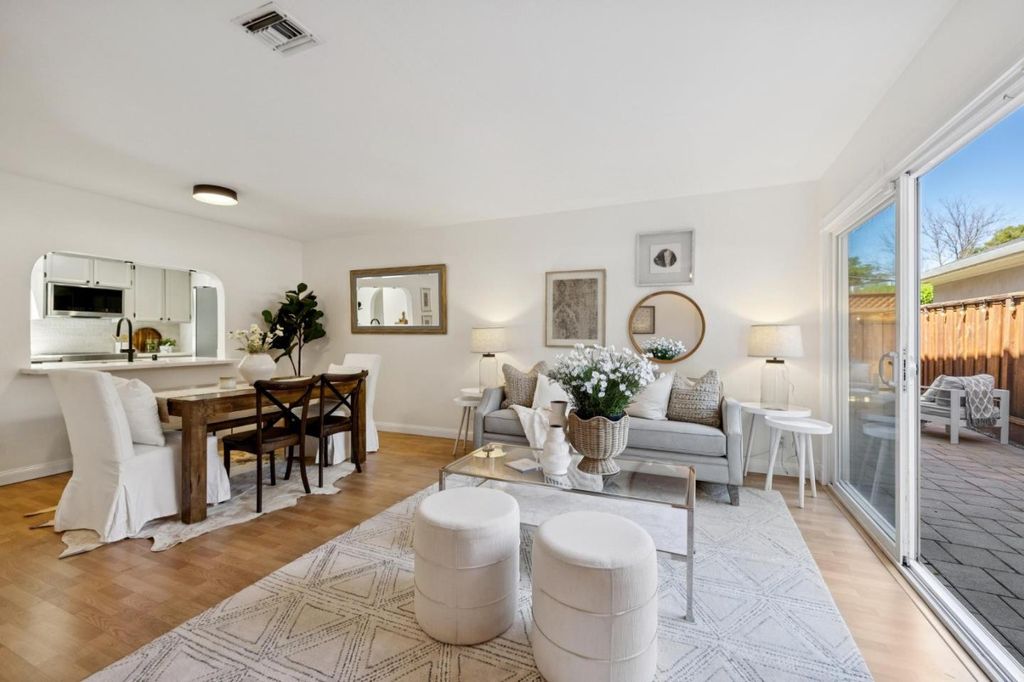 Photo of 718 Vera Avenue, Redwood City, CA 94061 (MLS # ML82040607)