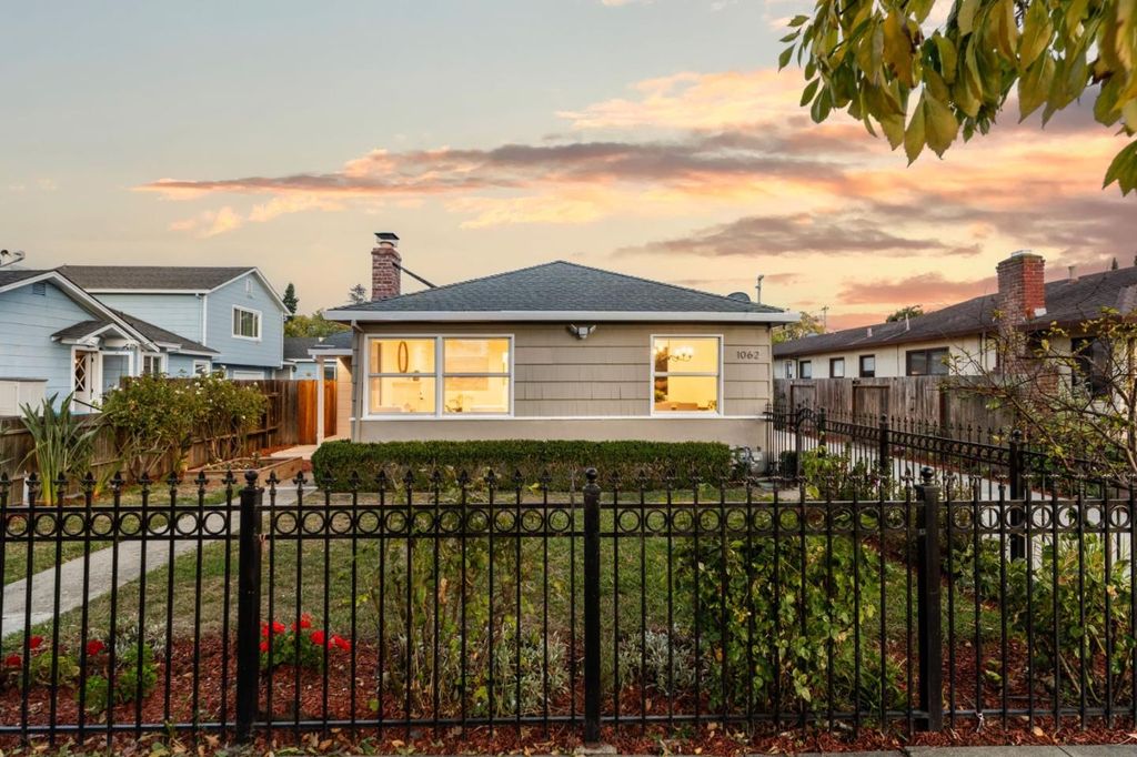 Photo of 1064 15th Avenue, Redwood City, CA 94063 (MLS # ML82008567)