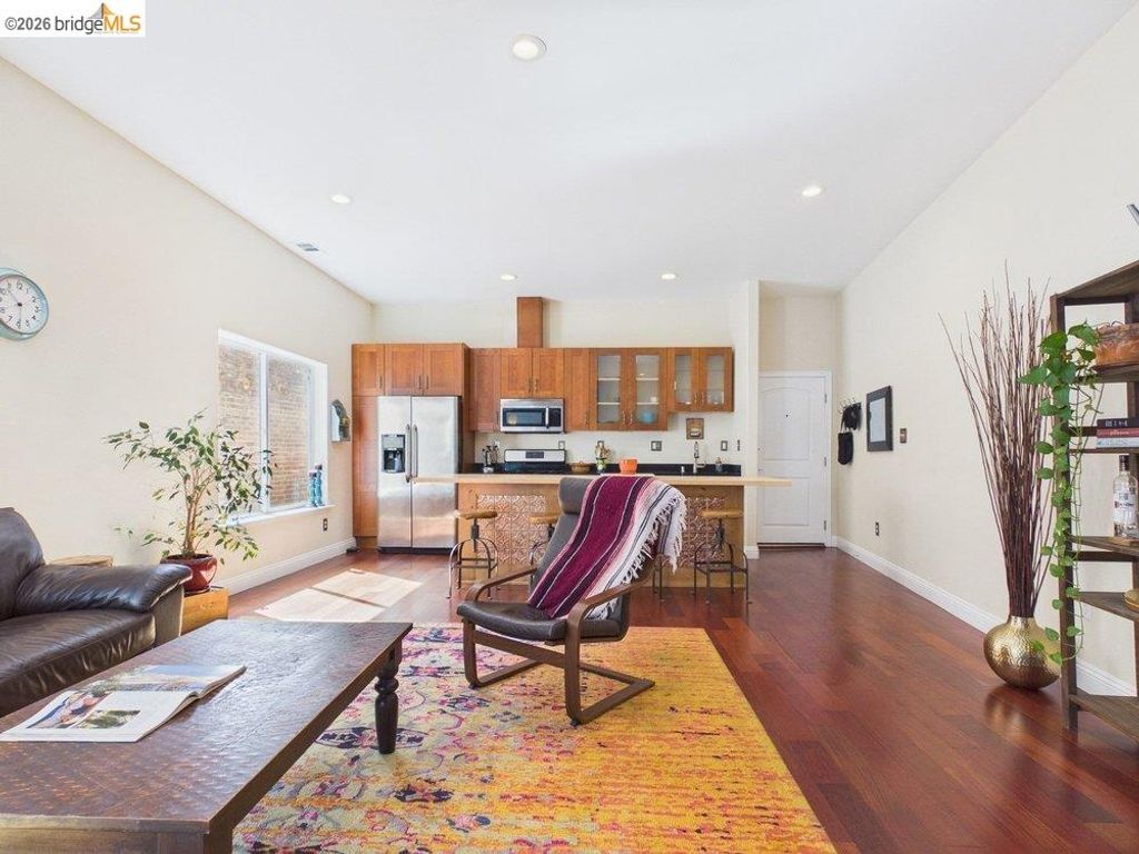 Photo of 1488 14Th St #A, Oakland, CA 94607 (MLS # 41127841)