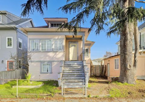 A home in Emeryville