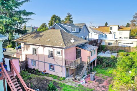 A home in Emeryville