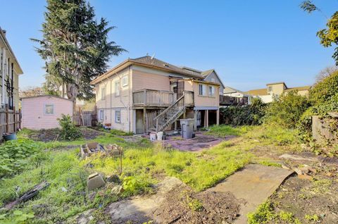 A home in Emeryville