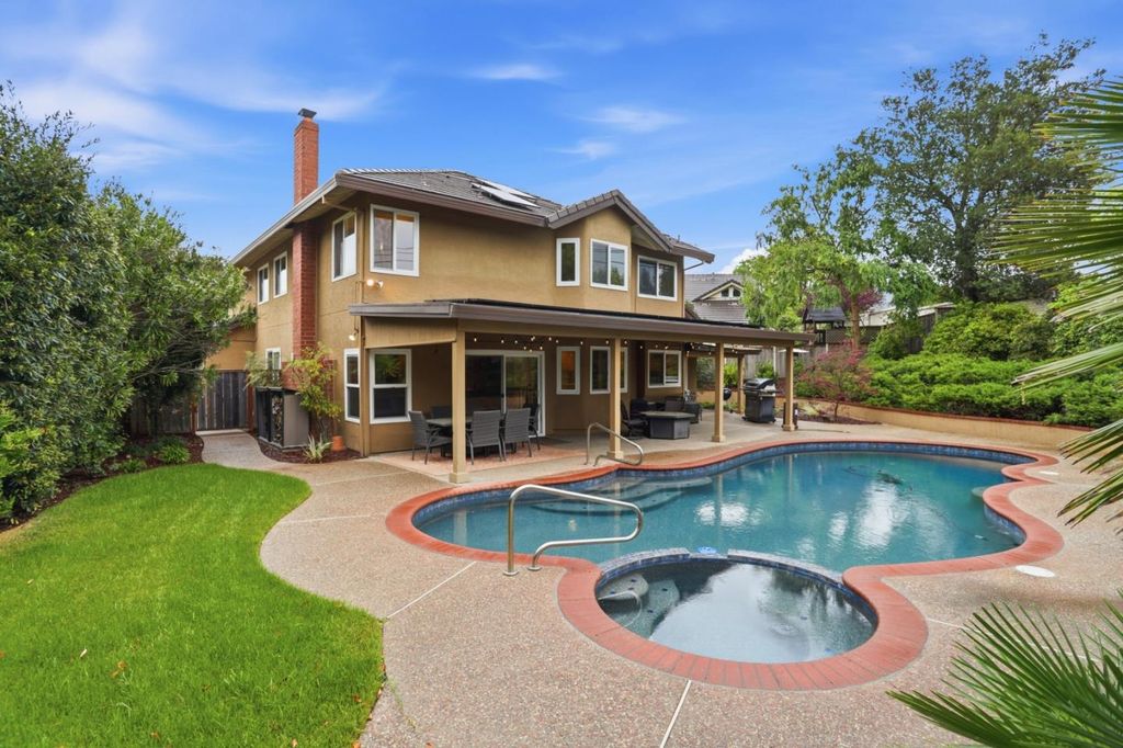 Photo of 160 Zinfandel Circle, Scotts Valley, CA 95066 (MLS # ML82040789)