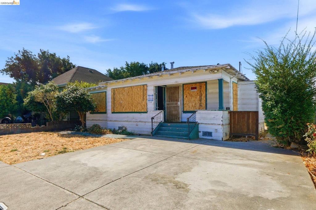 Photo of 1159 Louisiana St, Vallejo, CA 94590 (MLS # 41145934)