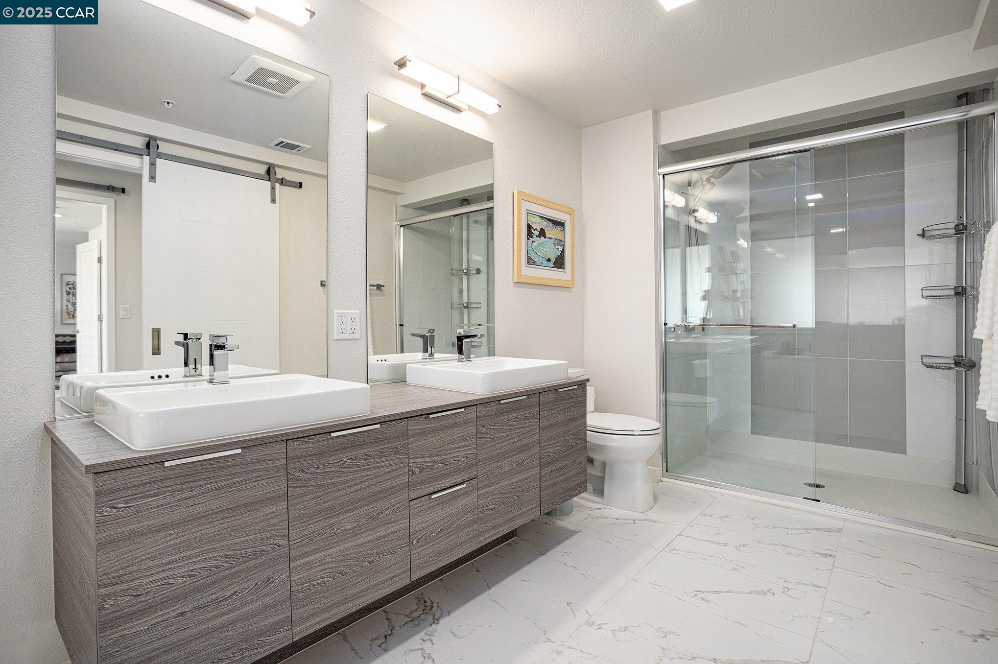 Walnut Creek, California 94596, United States, 2 Bedrooms Bedrooms, ,3 BathroomsBathrooms,Residential,Pending,136986