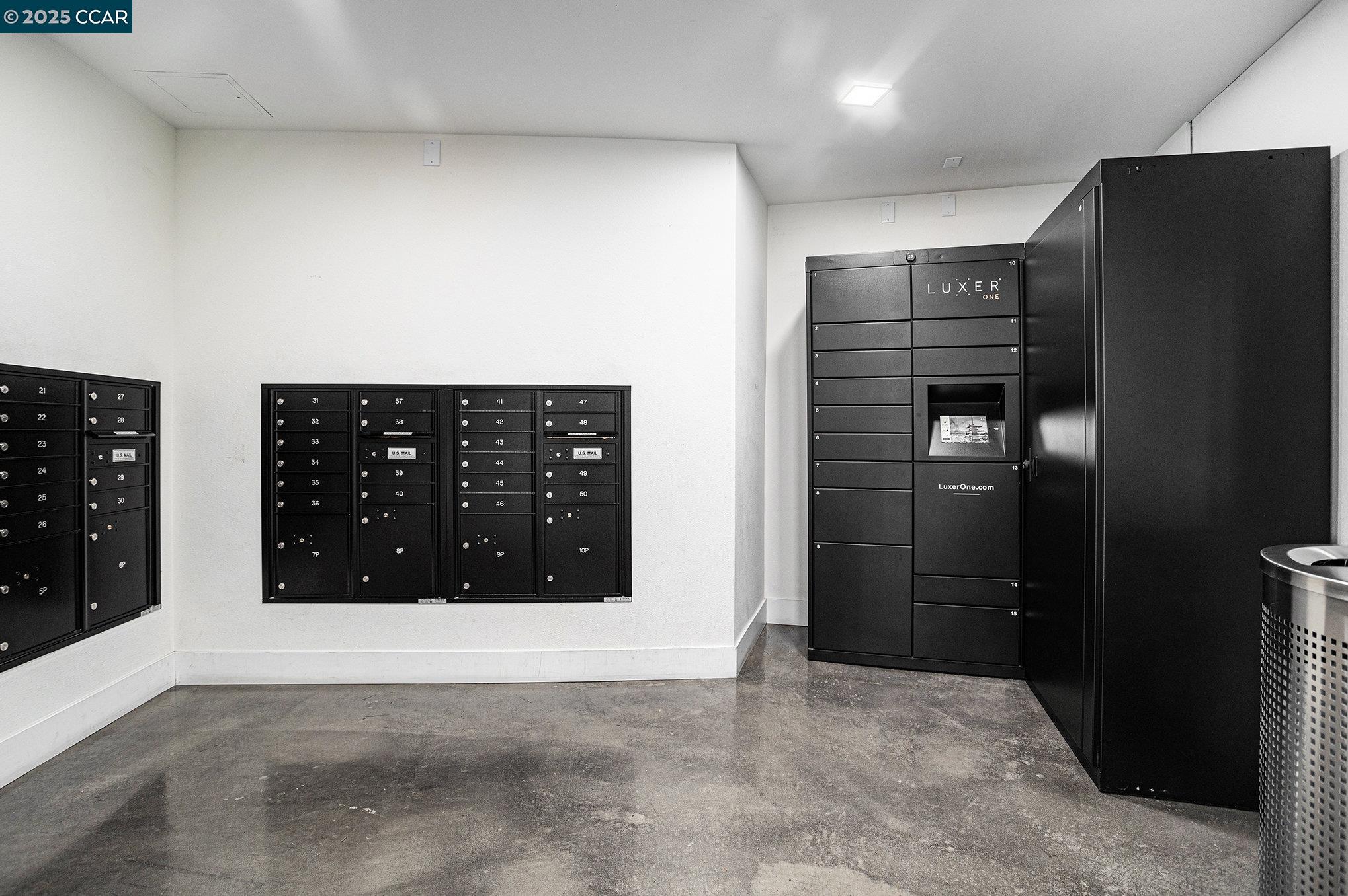 Walnut Creek, California 94596, United States, 2 Bedrooms Bedrooms, ,3 BathroomsBathrooms,Residential,Pending,136986