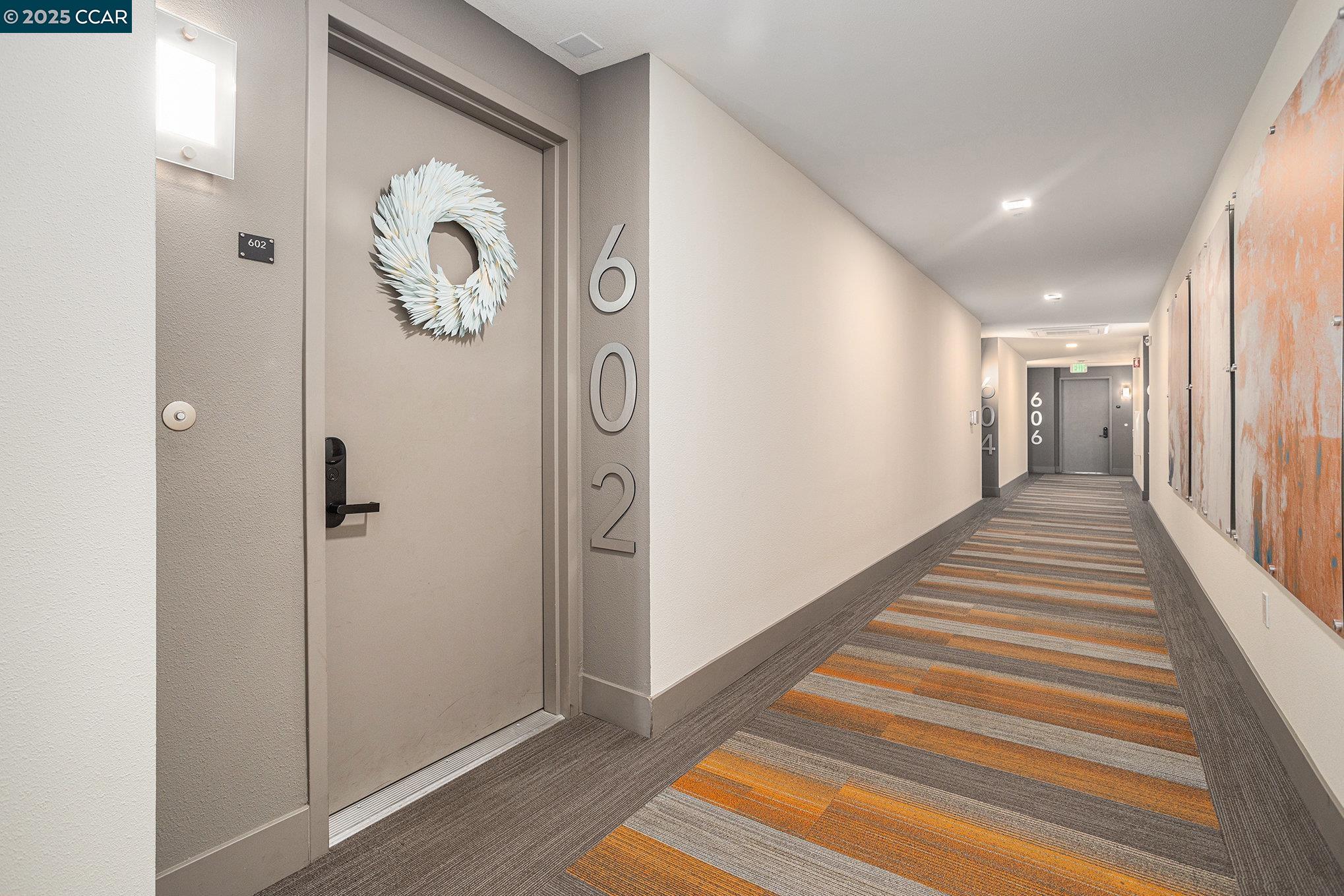 Walnut Creek, California 94596, United States, 2 Bedrooms Bedrooms, ,3 BathroomsBathrooms,Residential,Pending,136986