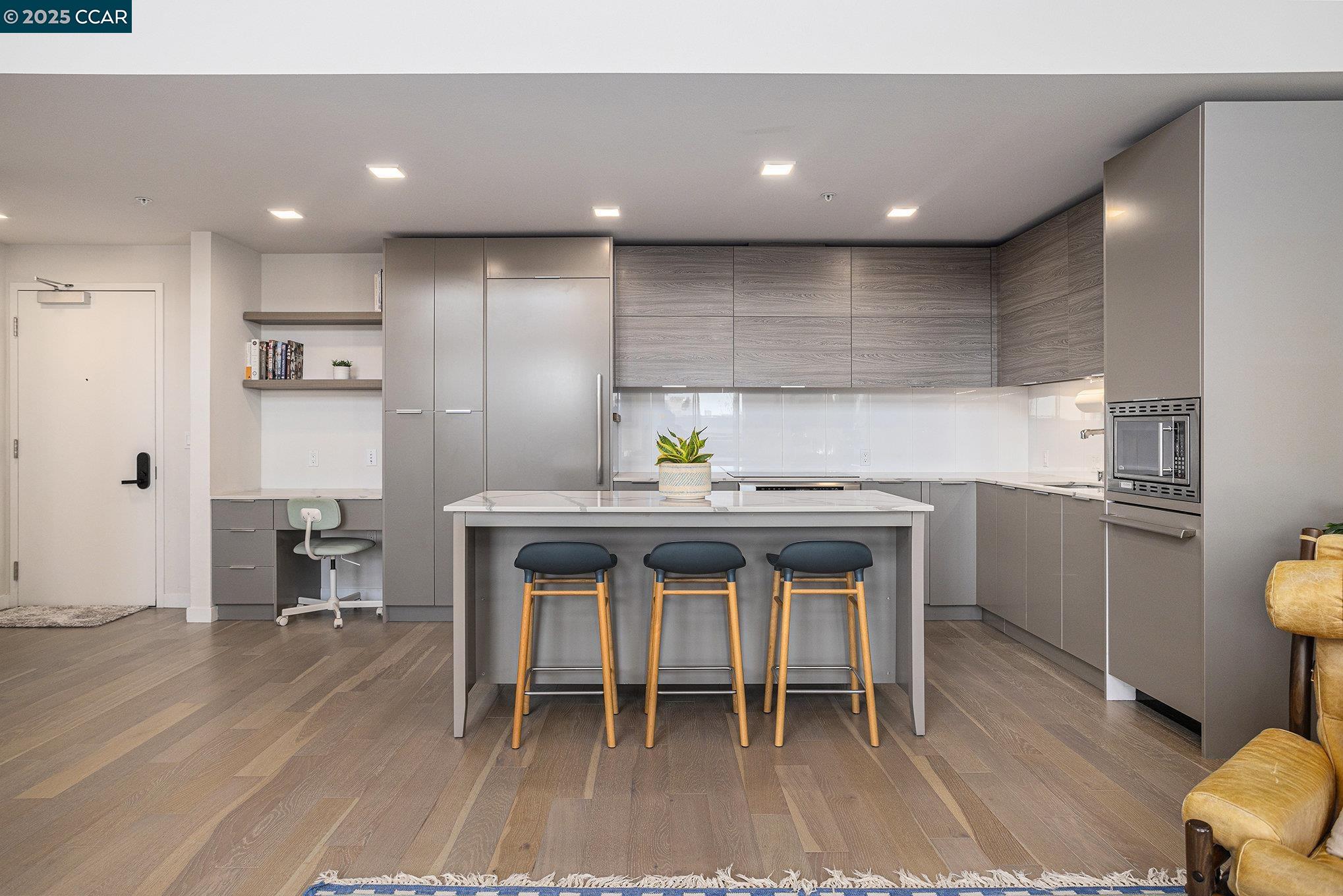 Walnut Creek, California 94596, United States, 2 Bedrooms Bedrooms, ,3 BathroomsBathrooms,Residential,Pending,136986