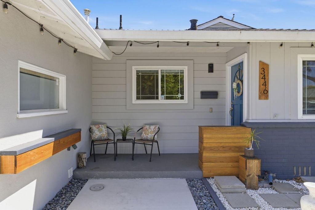 Photo of 3446 Bonita Avenue, Santa Clara, CA 95051 (MLS # ML82048155)