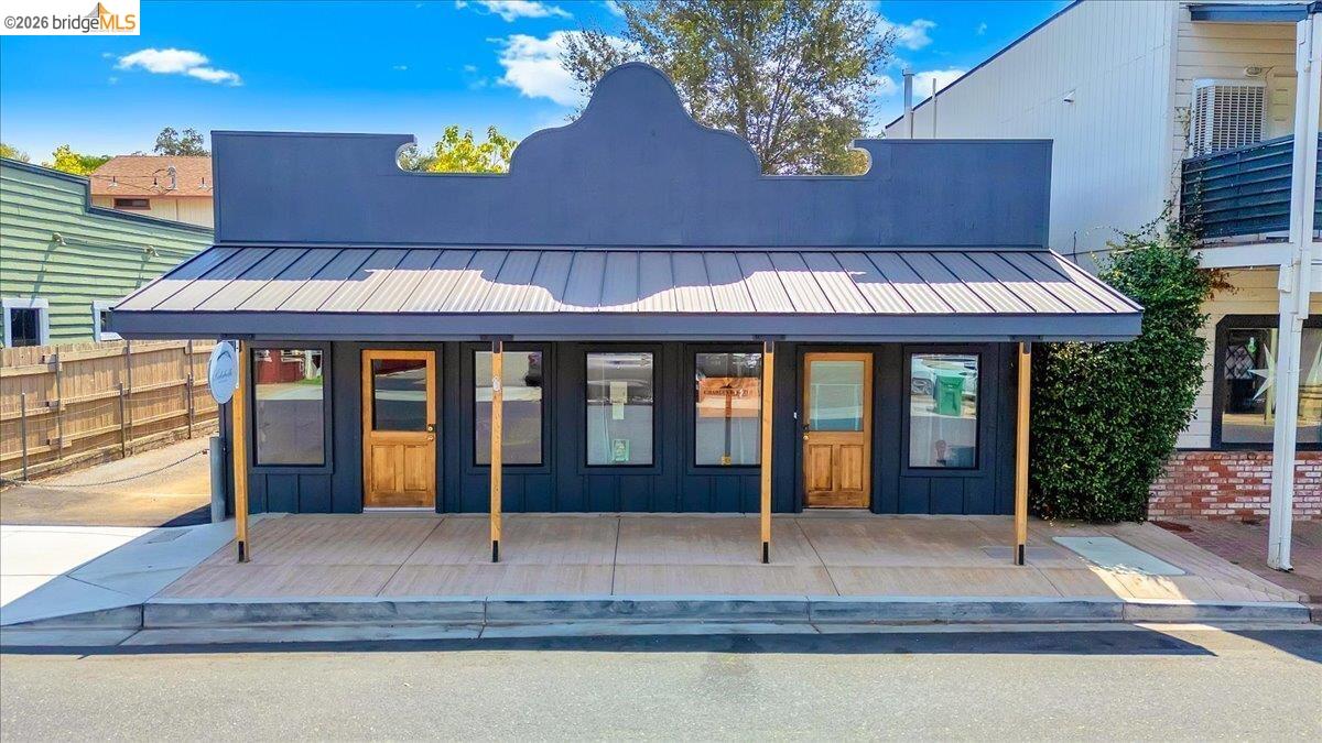 18259 Main St, Jamestown, CA 95327