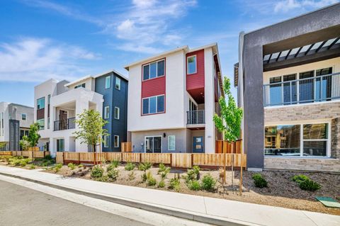 Photo of 7017 Sunglow Terrace, San Ramon, CA 94583 (MLS # ML82036646)