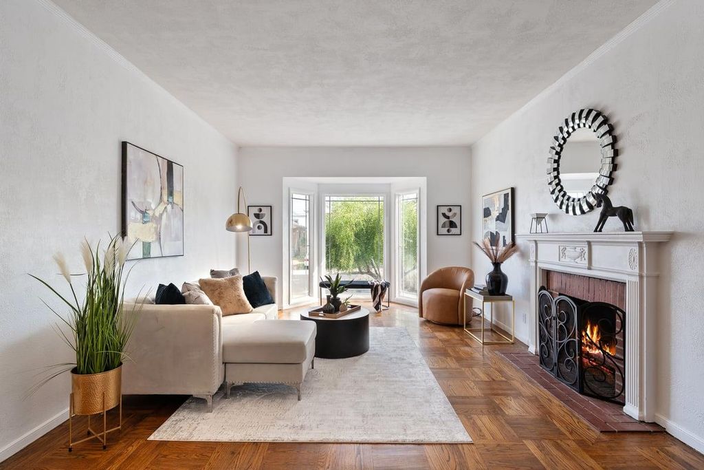 Photo of 15 Cliffside Drive, Daly City, CA 94015 (MLS # ML82025642)