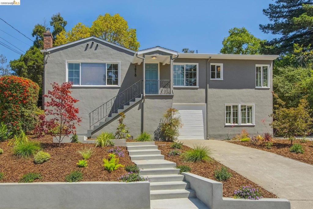 Photo of 1978 Tiffin Rd, Oakland, CA 94602 (MLS # 41145810)