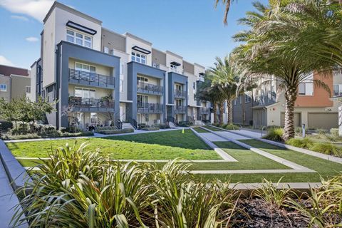 Photo of 5425 Melissa Ln #221, Dublin, CA 94568 (MLS # 41121702)