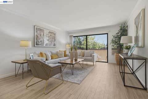 Photo of 3300 Wolcott Cmn #113, Fremont, CA 94538 (MLS # 41139582)